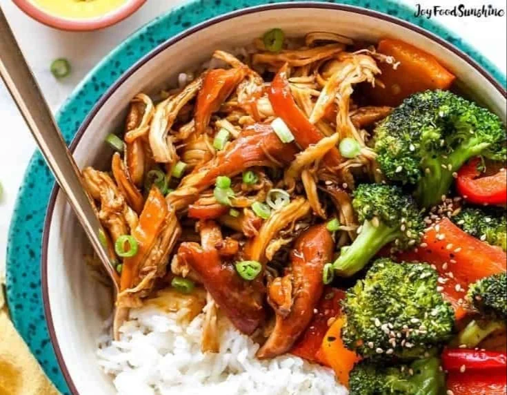 Healthy crockpot teriyaki chicken served with vegetables