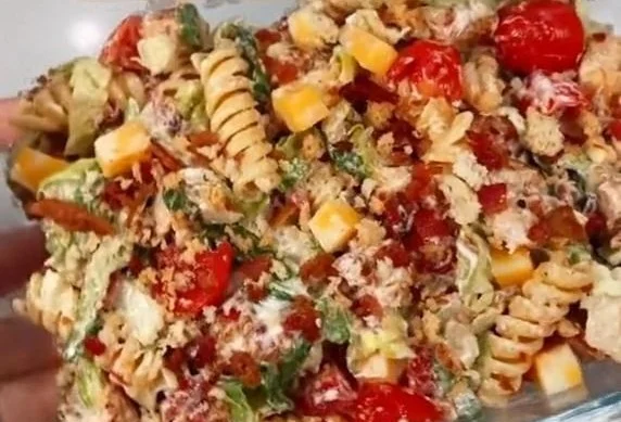 High-protein, quick lunch ideas for a healthy meal on the go.